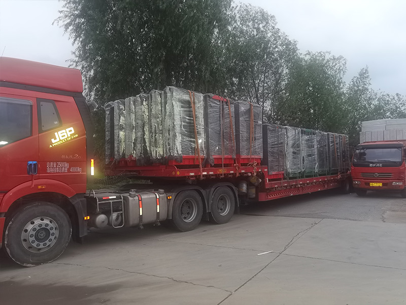 吉林通化路名牌燈箱100臺，第八車發(fā)貨！